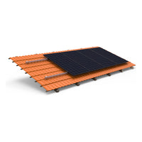Zwei Solarmodule mit dem Solarway Ziegeldach-Montageset auf einem Ziegeldach montiert